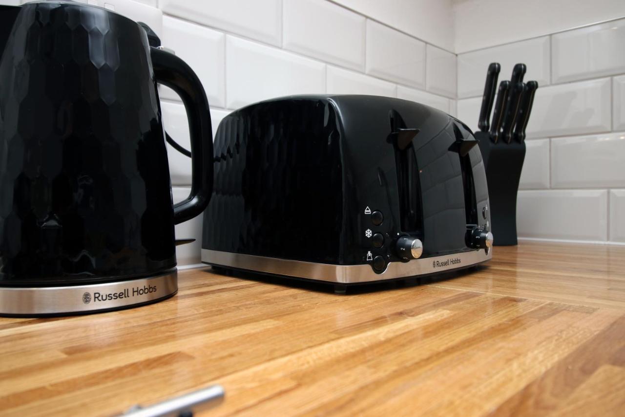 No 49 City Apartments, Perfect For Business And Leisure Stays, 10 Min Drive Into City Centre, Easy Access To Local Transport, 1Br And 2Br Available, Free Parking Cardiff Exteriör bild