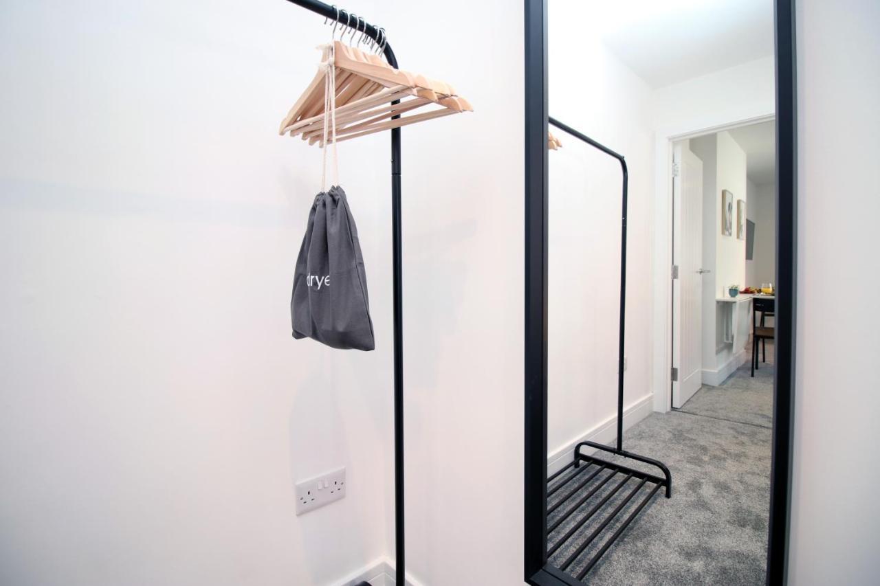 No 49 City Apartments, Perfect For Business And Leisure Stays, 10 Min Drive Into City Centre, Easy Access To Local Transport, 1Br And 2Br Available, Free Parking Cardiff Exteriör bild