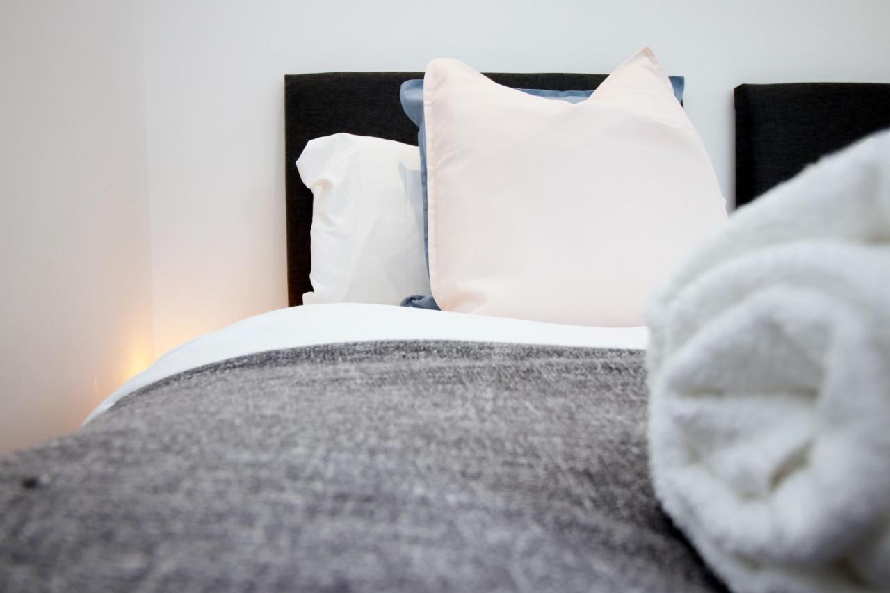 No 49 City Apartments, Perfect For Business And Leisure Stays, 10 Min Drive Into City Centre, Easy Access To Local Transport, 1Br And 2Br Available, Free Parking Cardiff Exteriör bild