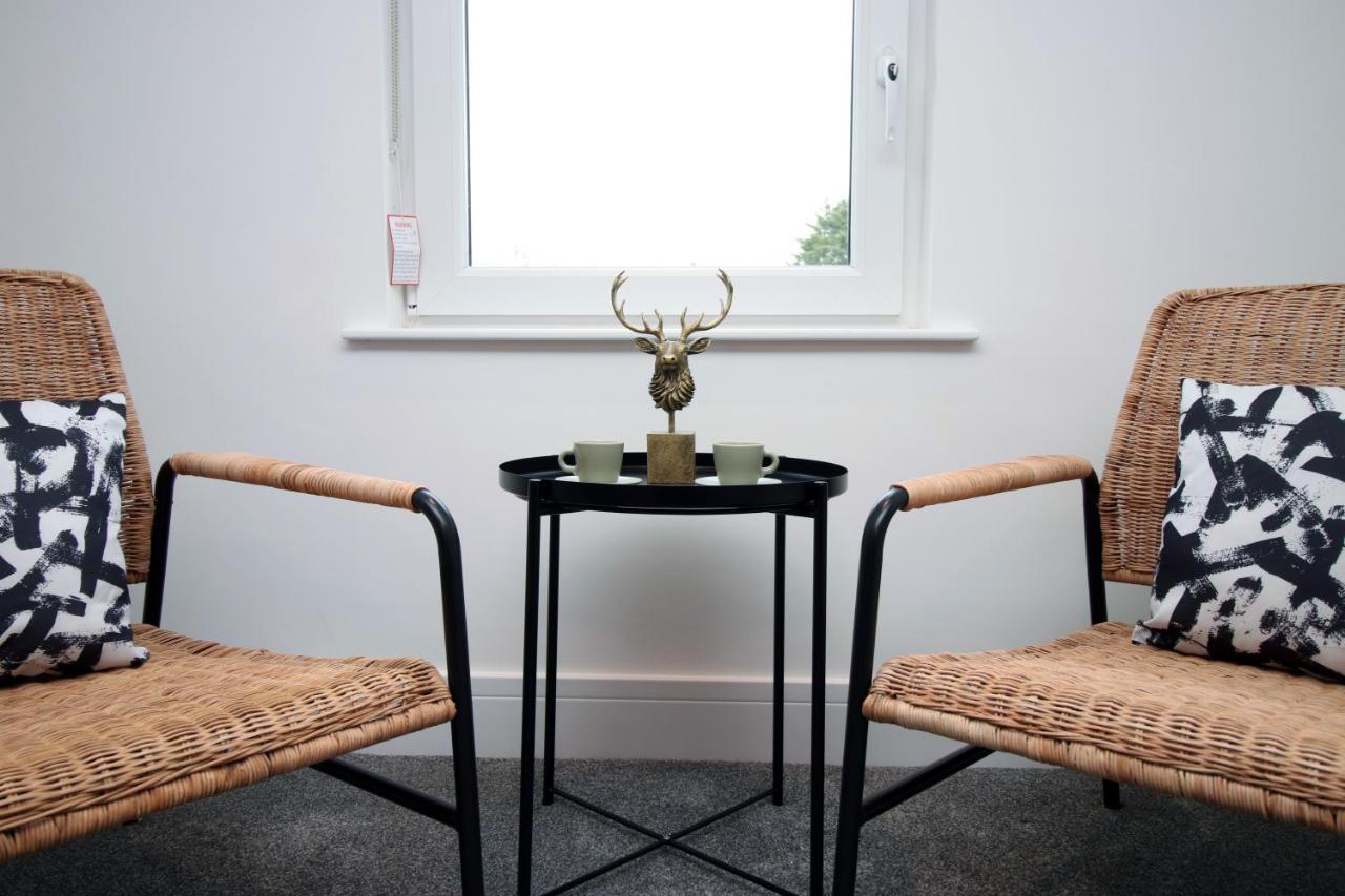 No 49 City Apartments, Perfect For Business And Leisure Stays, 10 Min Drive Into City Centre, Easy Access To Local Transport, 1Br And 2Br Available, Free Parking Cardiff Exteriör bild