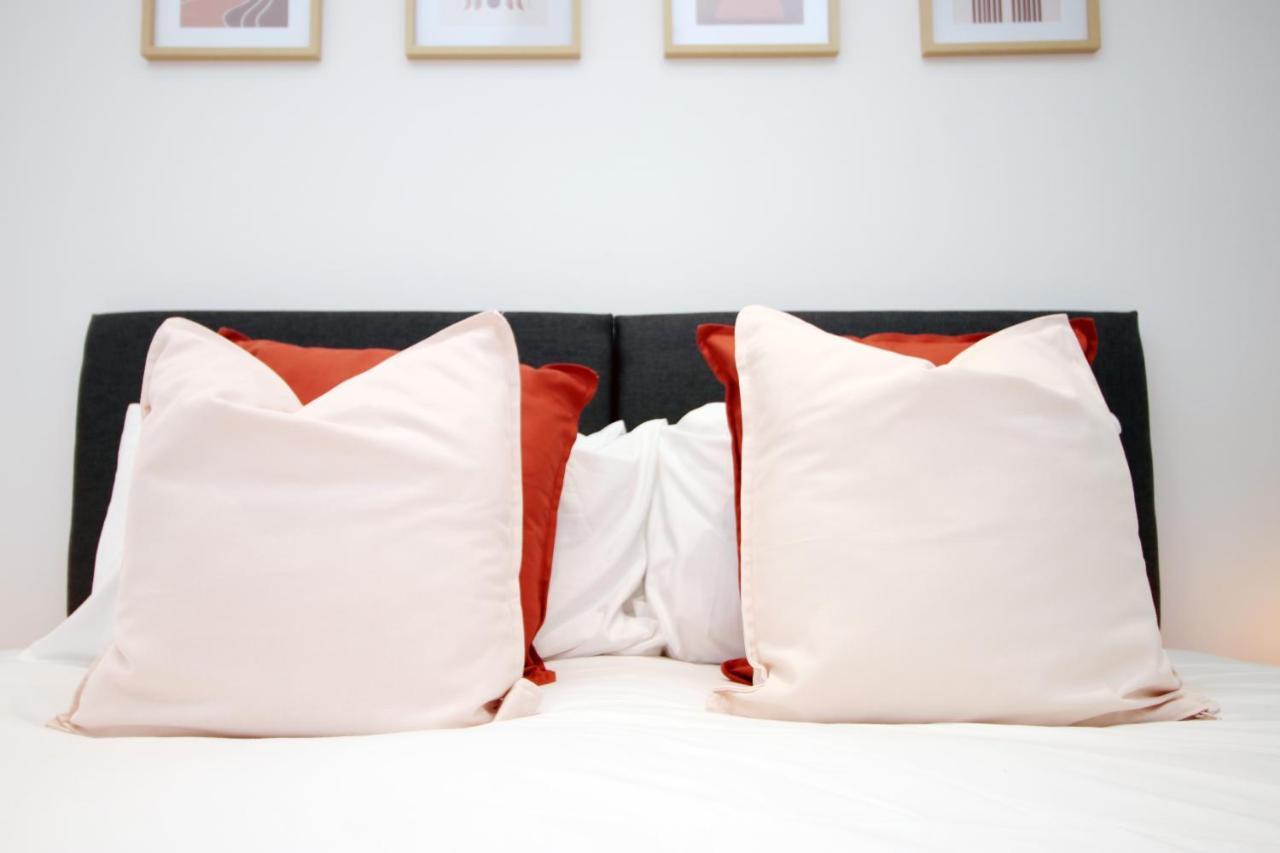 No 49 City Apartments, Perfect For Business And Leisure Stays, 10 Min Drive Into City Centre, Easy Access To Local Transport, 1Br And 2Br Available, Free Parking Cardiff Exteriör bild