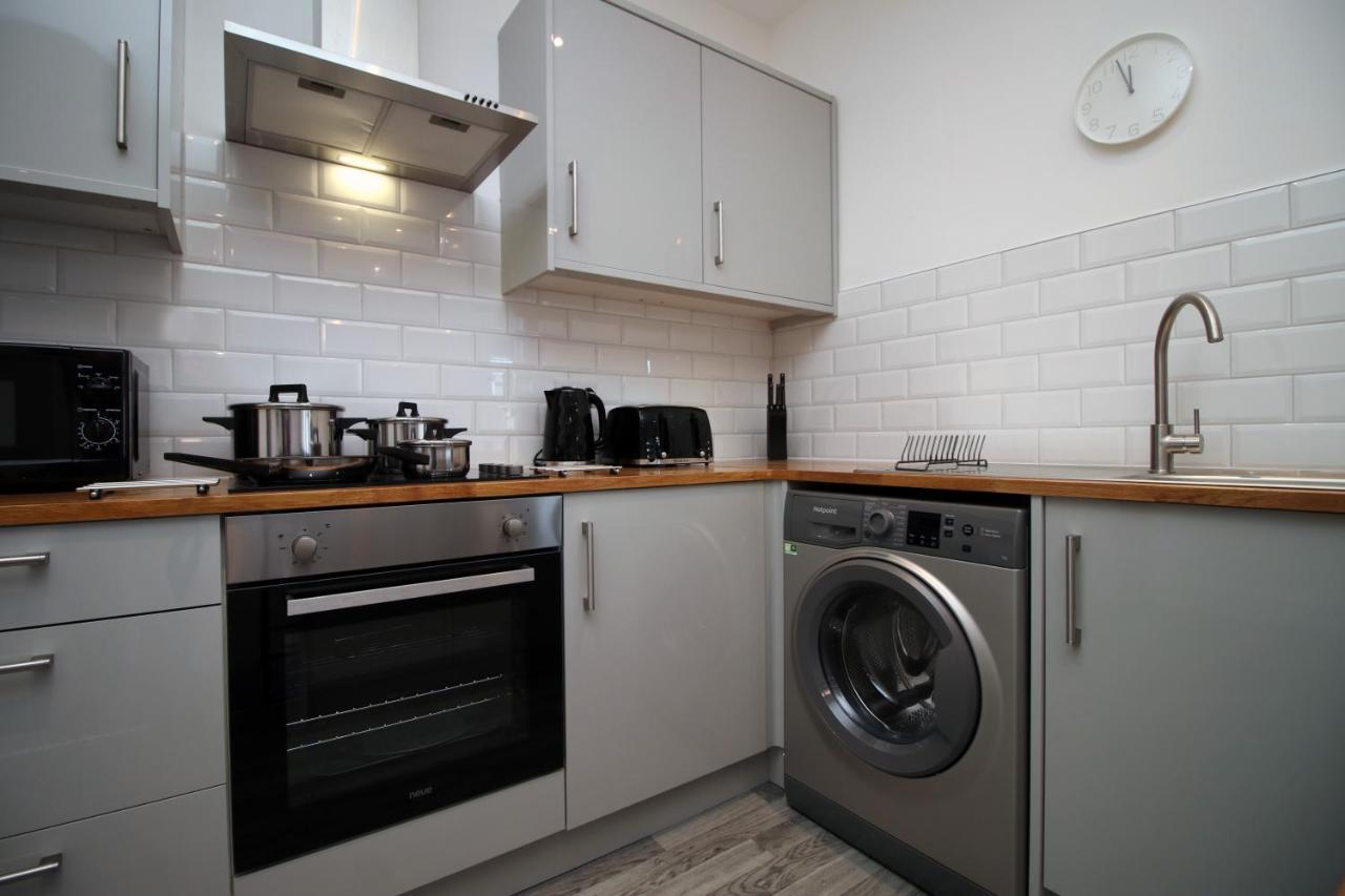 No 49 City Apartments, Perfect For Business And Leisure Stays, 10 Min Drive Into City Centre, Easy Access To Local Transport, 1Br And 2Br Available, Free Parking Cardiff Exteriör bild