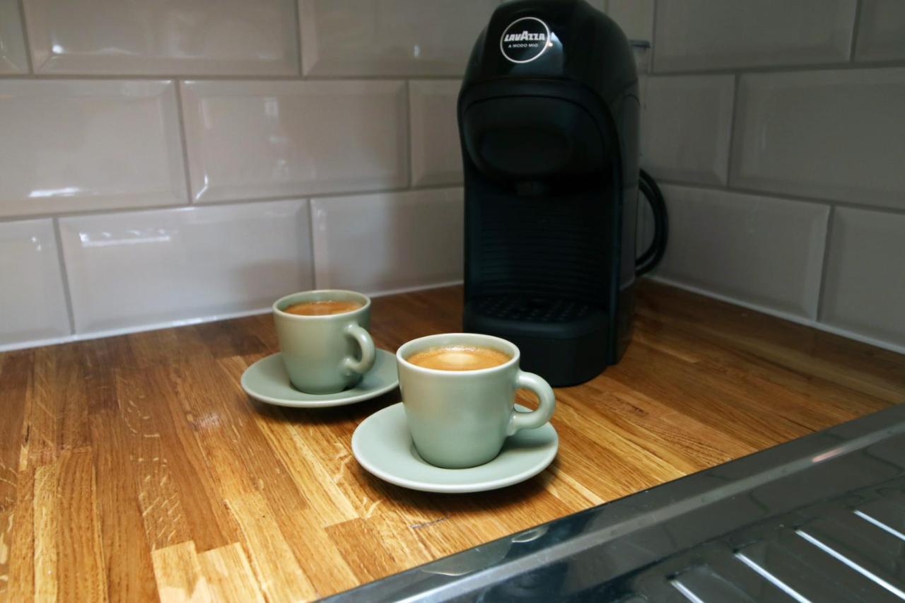 No 49 City Apartments, Perfect For Business And Leisure Stays, 10 Min Drive Into City Centre, Easy Access To Local Transport, 1Br And 2Br Available, Free Parking Cardiff Exteriör bild